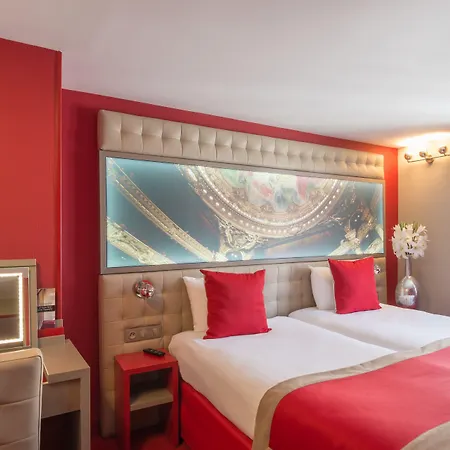Hotel Regina Opéra Grands Boulevards 4*