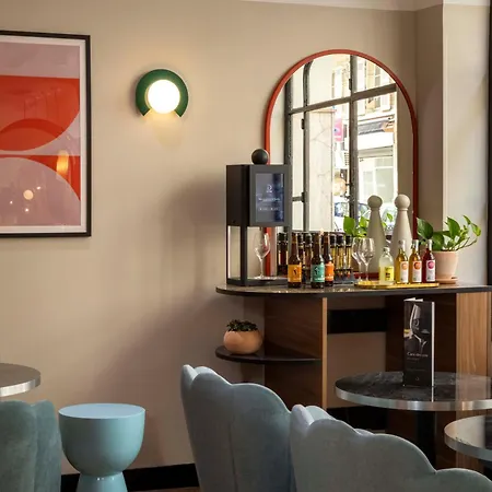 Regina Opéra Grands Boulevards Hotel 4*
