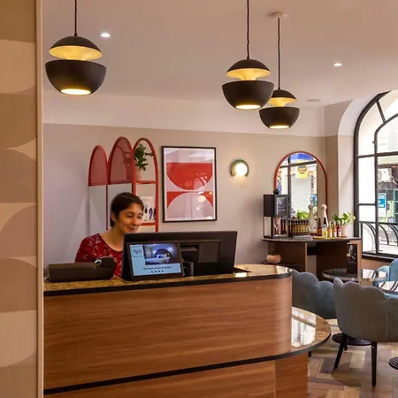 Regina Opéra Grands Boulevards Hotel 4*