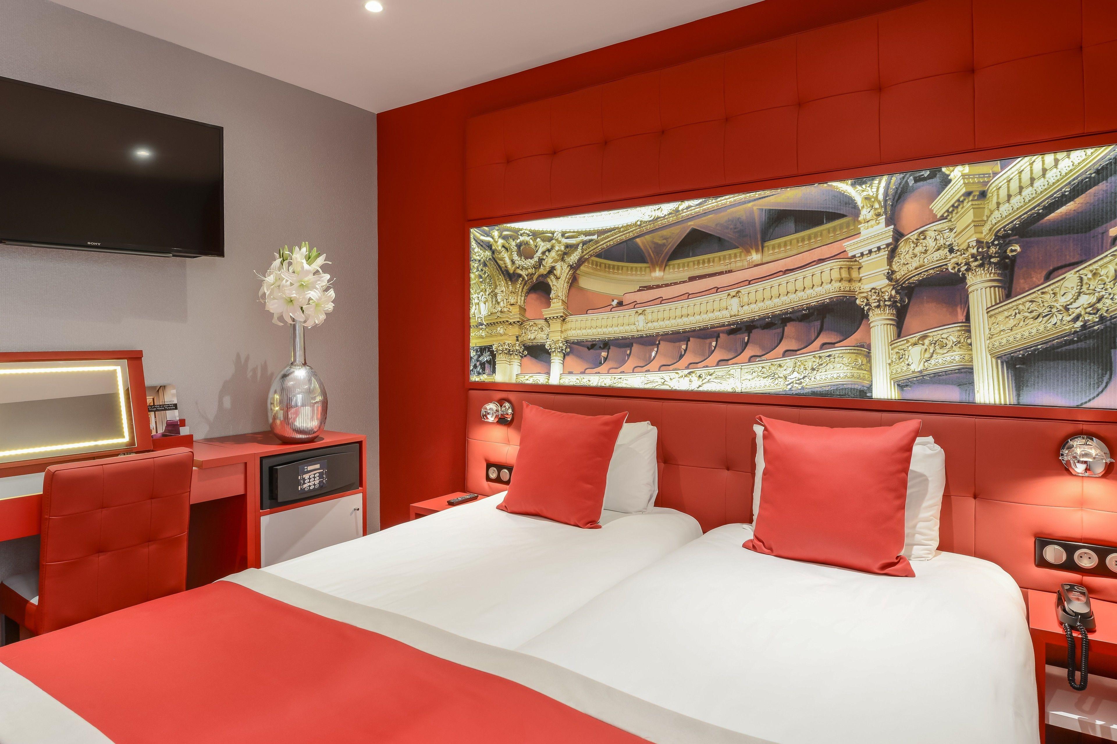 Hotel Regina Opera Grands Boulevards 4*